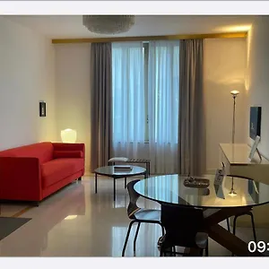  Apartment Corso Novara 5 Design
